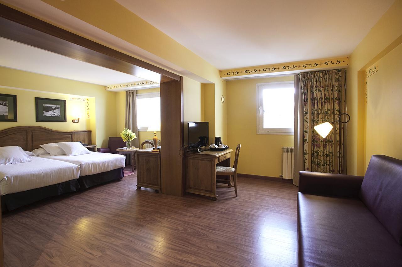 Ski Plaza Hotel & Wellness Canillo Exterior foto